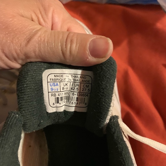 Gently used Reebok Sneakers - Picture 6 of 6